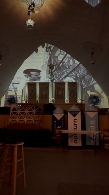 Projected imagery filling the arch inside the Rexburg Tabernacle.
